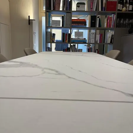 Castello 25 Alojamento de Acomodação e Pequeno-almoço Desenzano del Garda