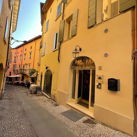 Castello 25 Frühstückspension *