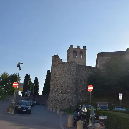 Castello 25 Frühstückspension *